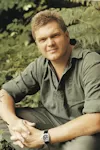 Ray Mears - Born to Go Wild archive