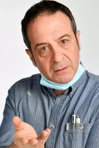 Mark Thomas